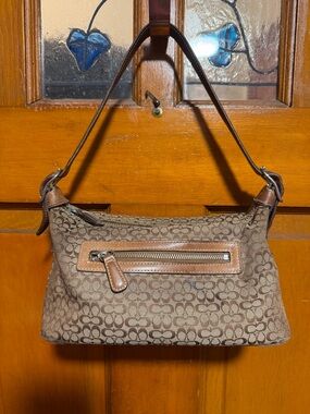 VINTAGE! COACH Brown Signature Jacquard Small Shoulder Bag NO A32- 6332